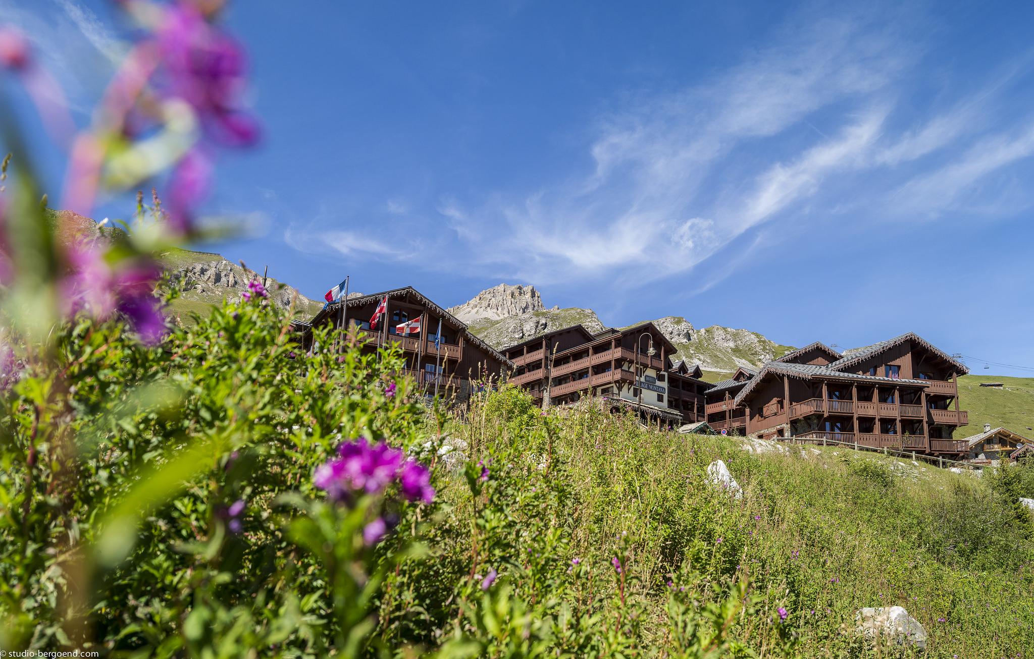 Hotel Village Montana By Les Etincelles Tignes Exteriör bild